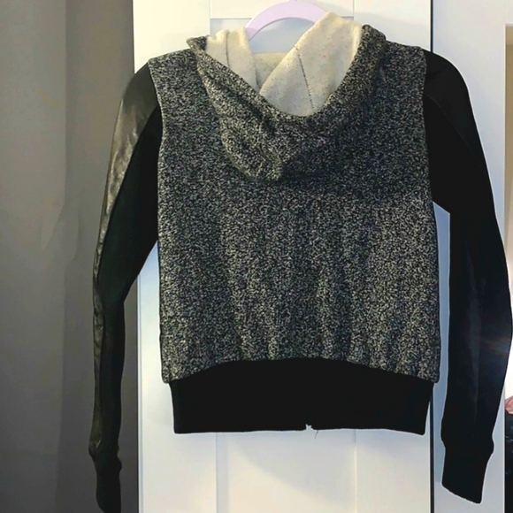 Danier Hoodie 3XS - Picture 3 of 8